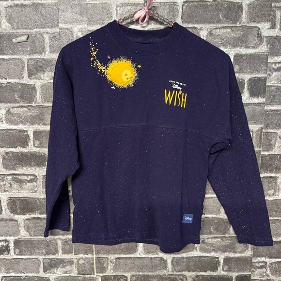 2023 Disney Parks Wish Movie Spirit Jersey sweater purple sparkle - Picture 1 of 9